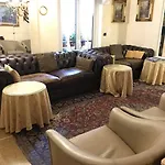 Claridge Hotel 2*